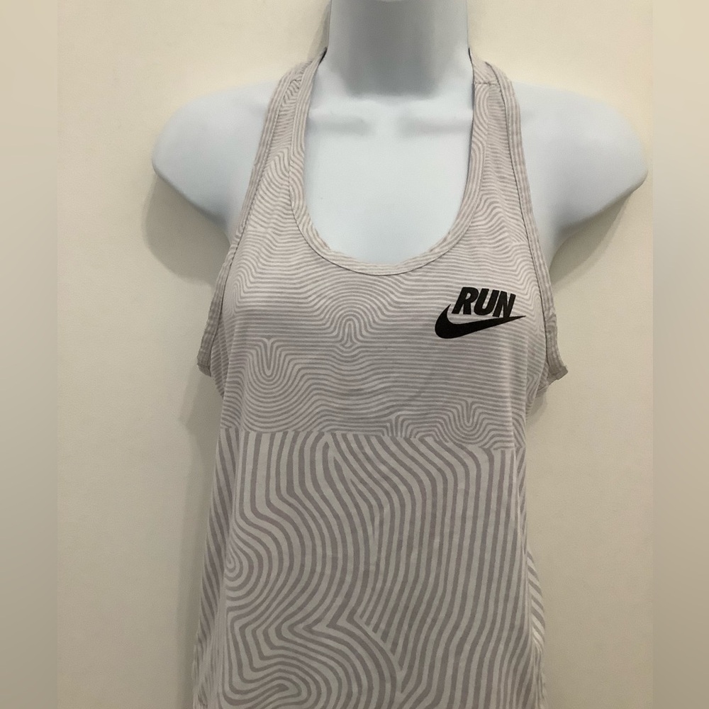 Nike the dri fit tee❤️❤️❤️❤️